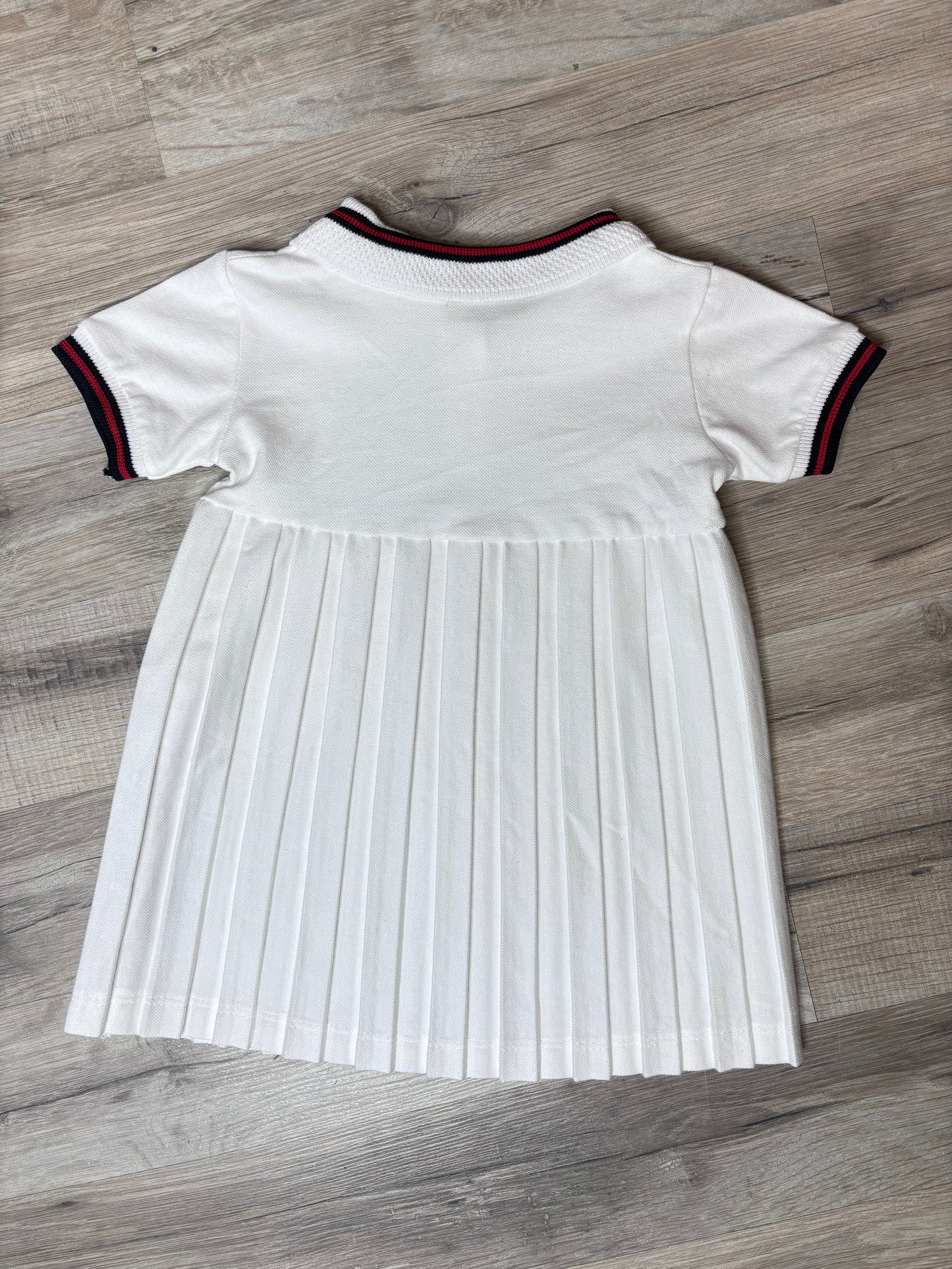 Robe fille noir ou blanc