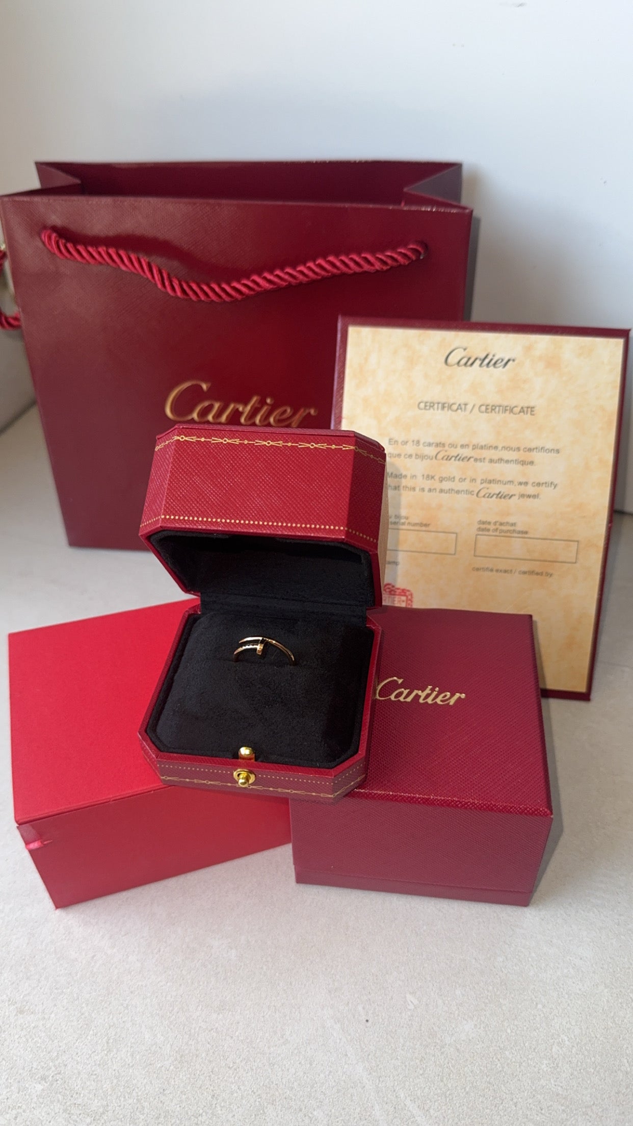 Bague clou
