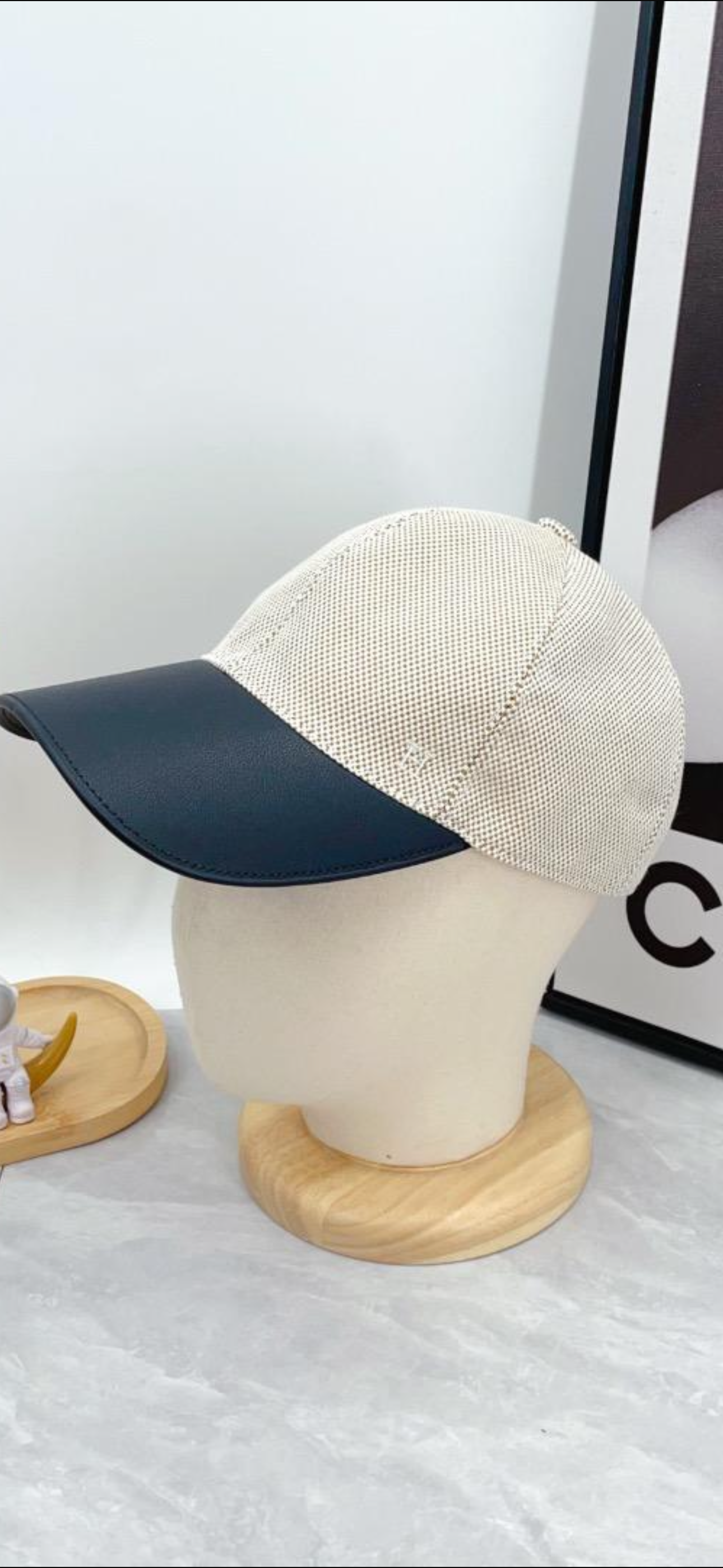 Casquette H