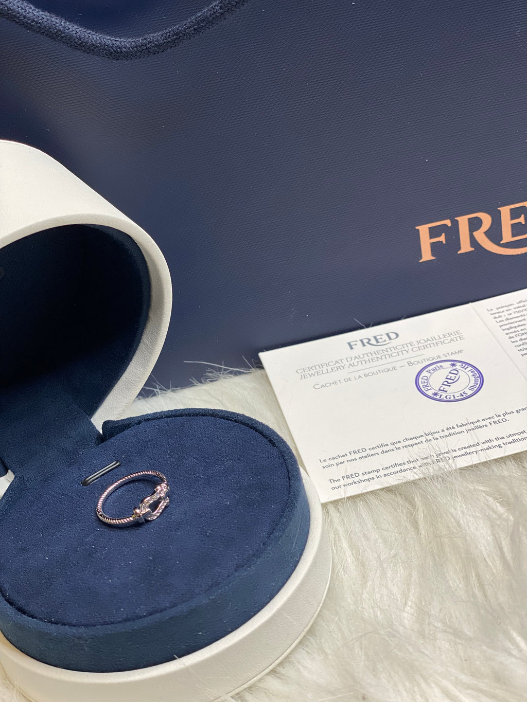 Bague ( or, or rose , or blanc)