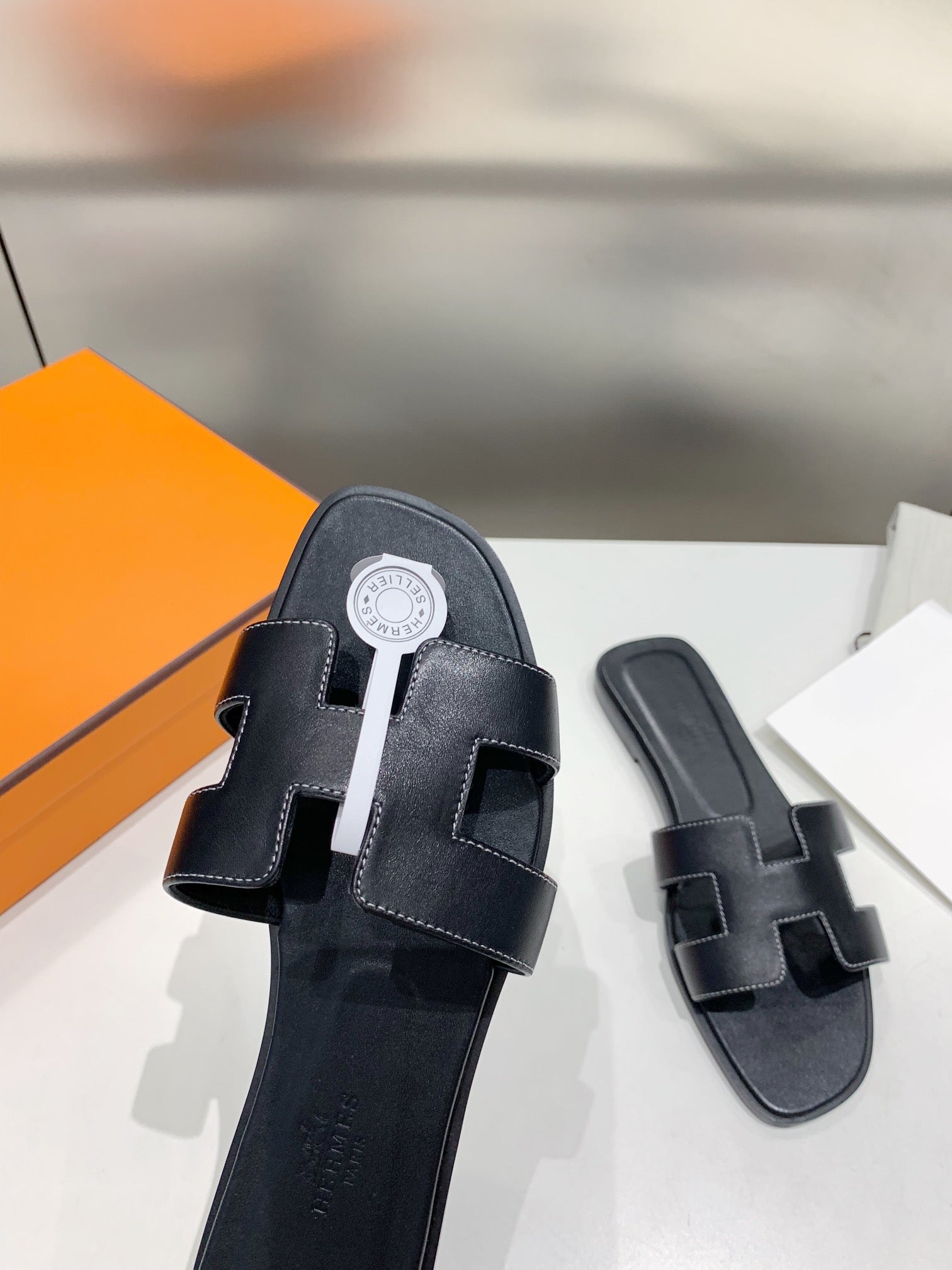 Mules plate cuir