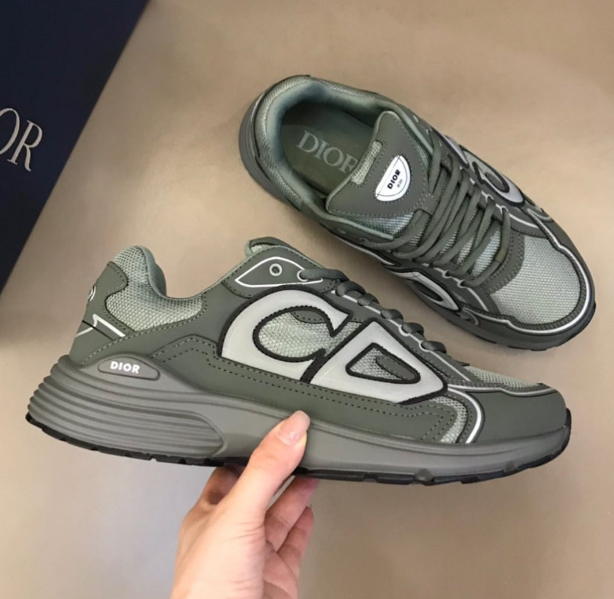 Sneakers B30