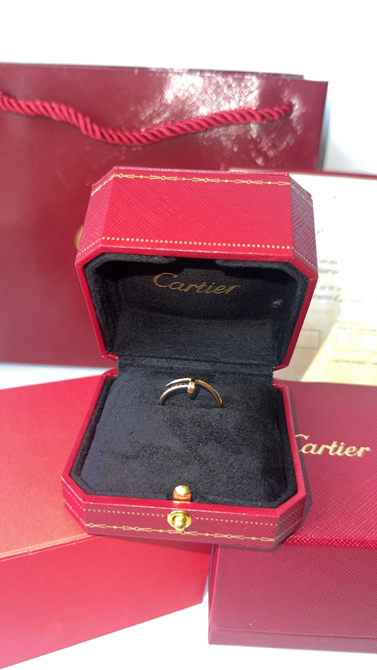 Bague clou