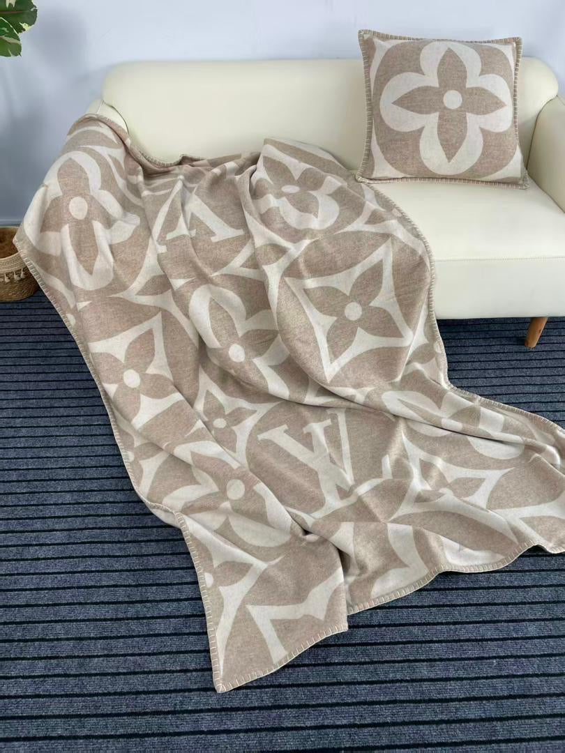 Couverture / coussin maison