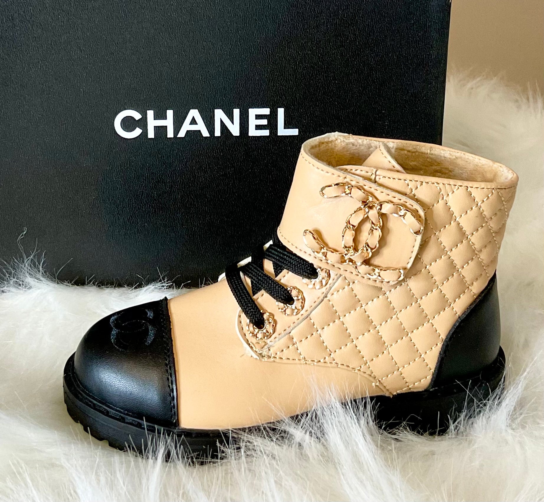 Bottine fille noir ou beige