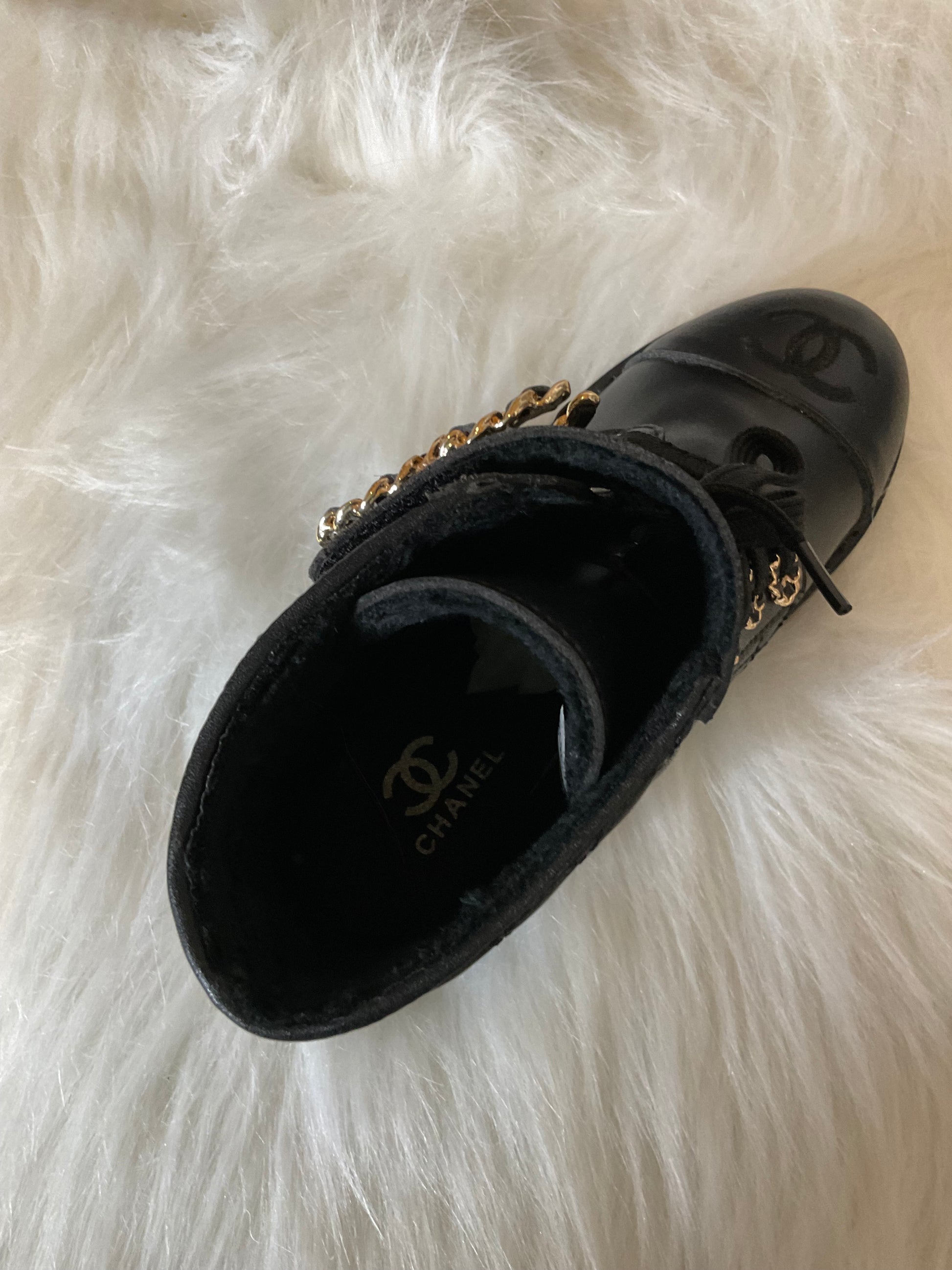 Bottine fille noir ou beige