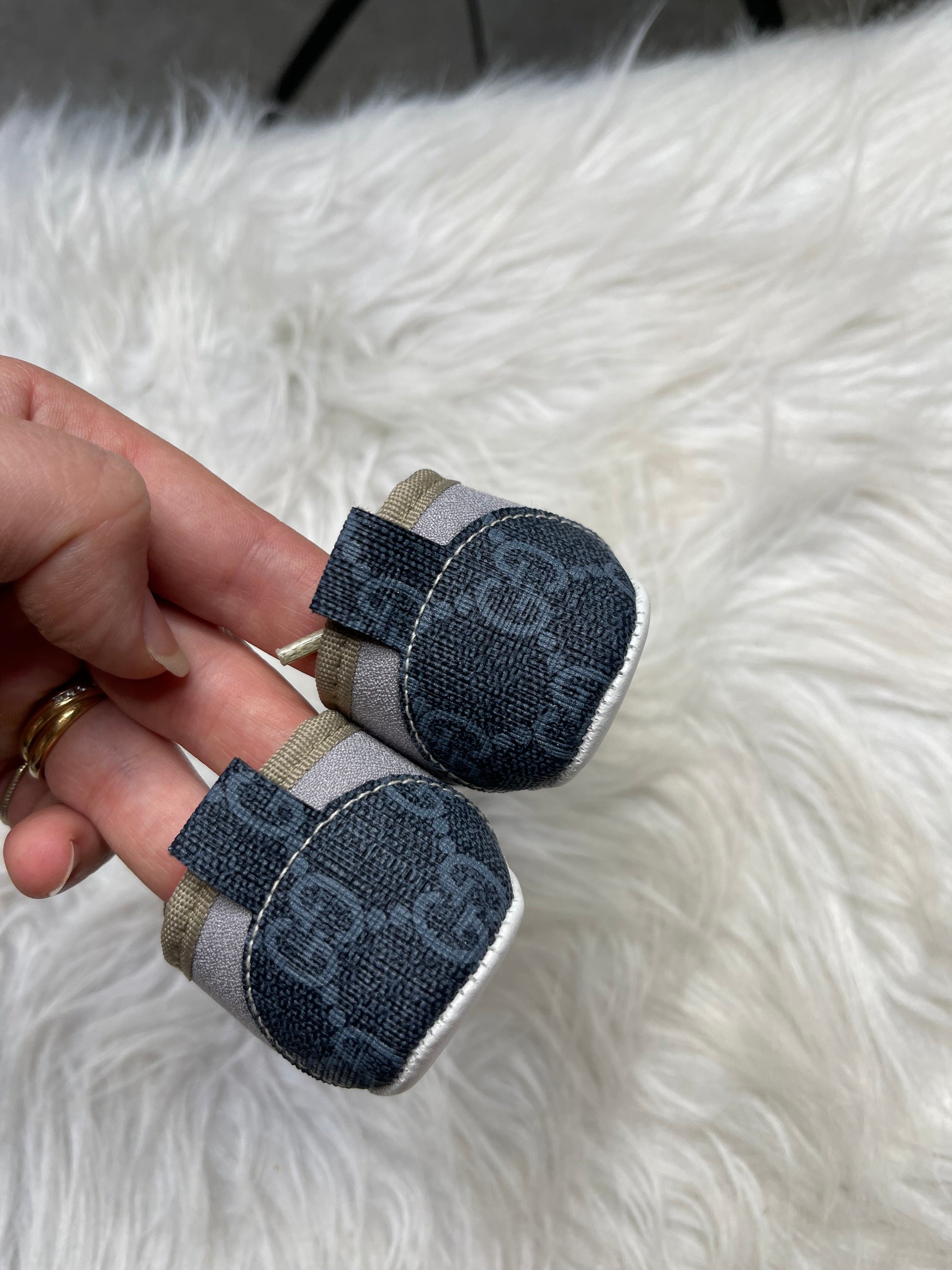 Petite chaussure bébé