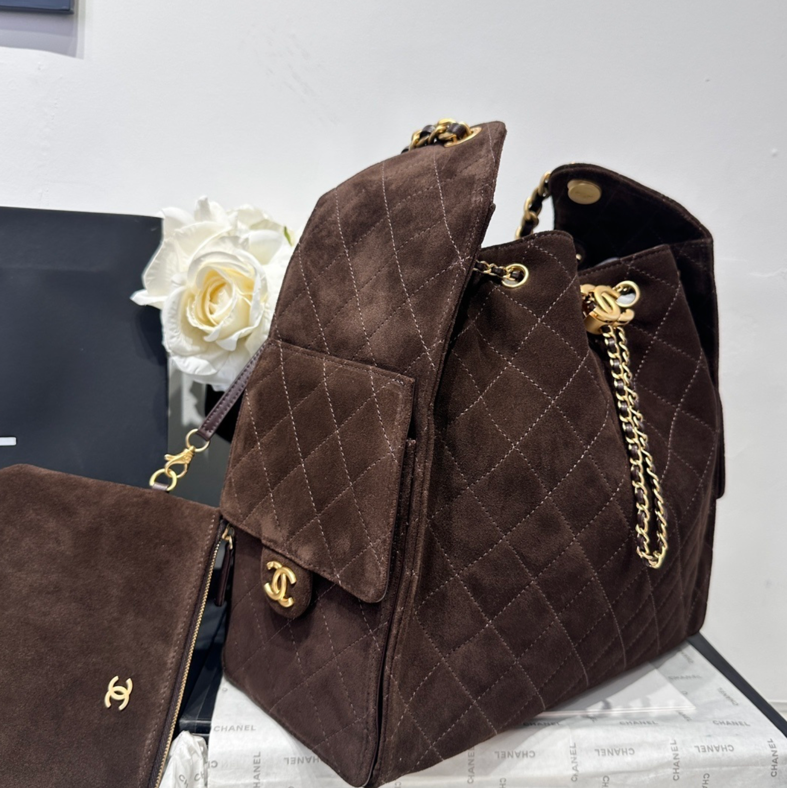 Sac à main, en velours