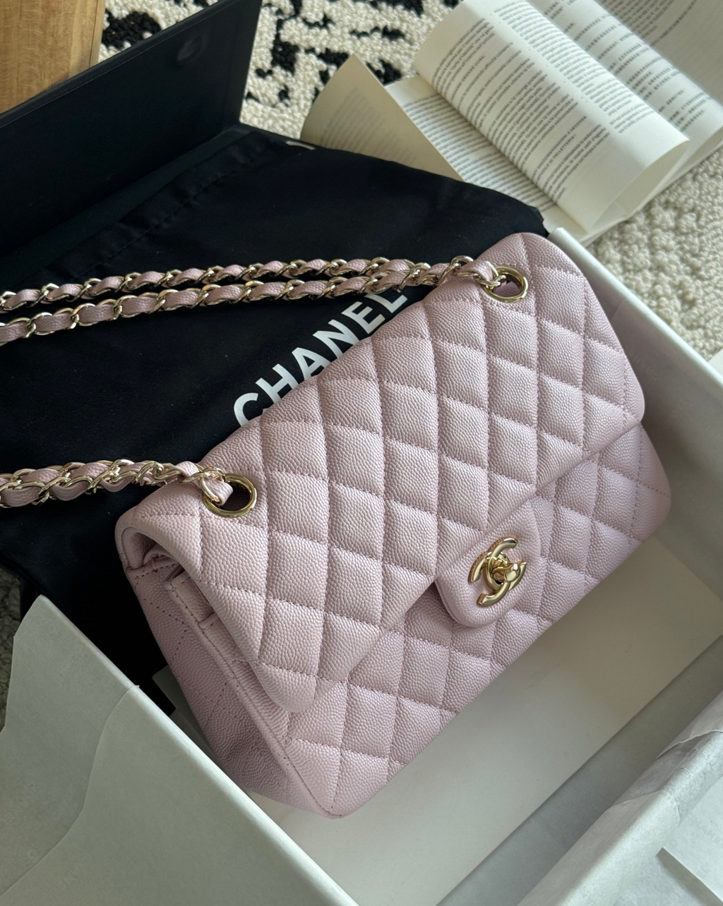 Sac brodé cuir caviar top qualité