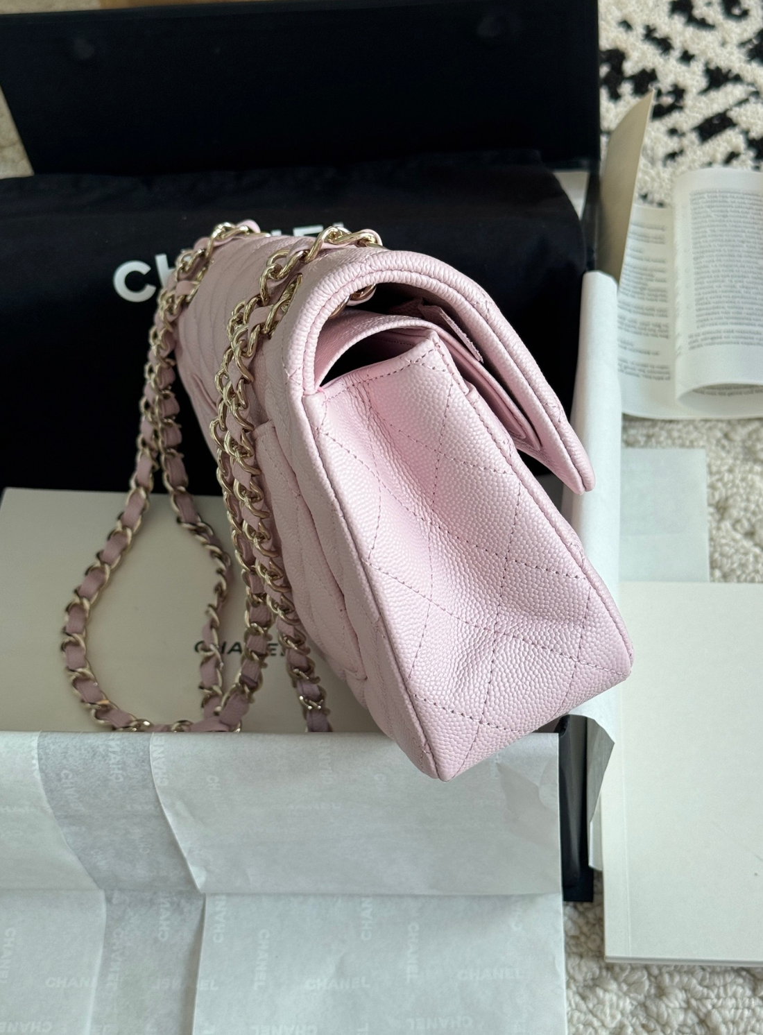 Sac brodé cuir caviar top qualité
