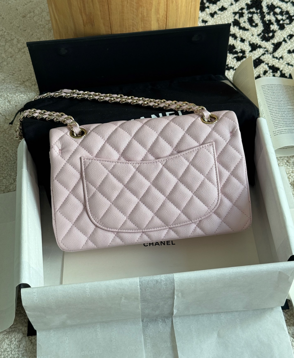 Sac brodé cuir caviar top qualité