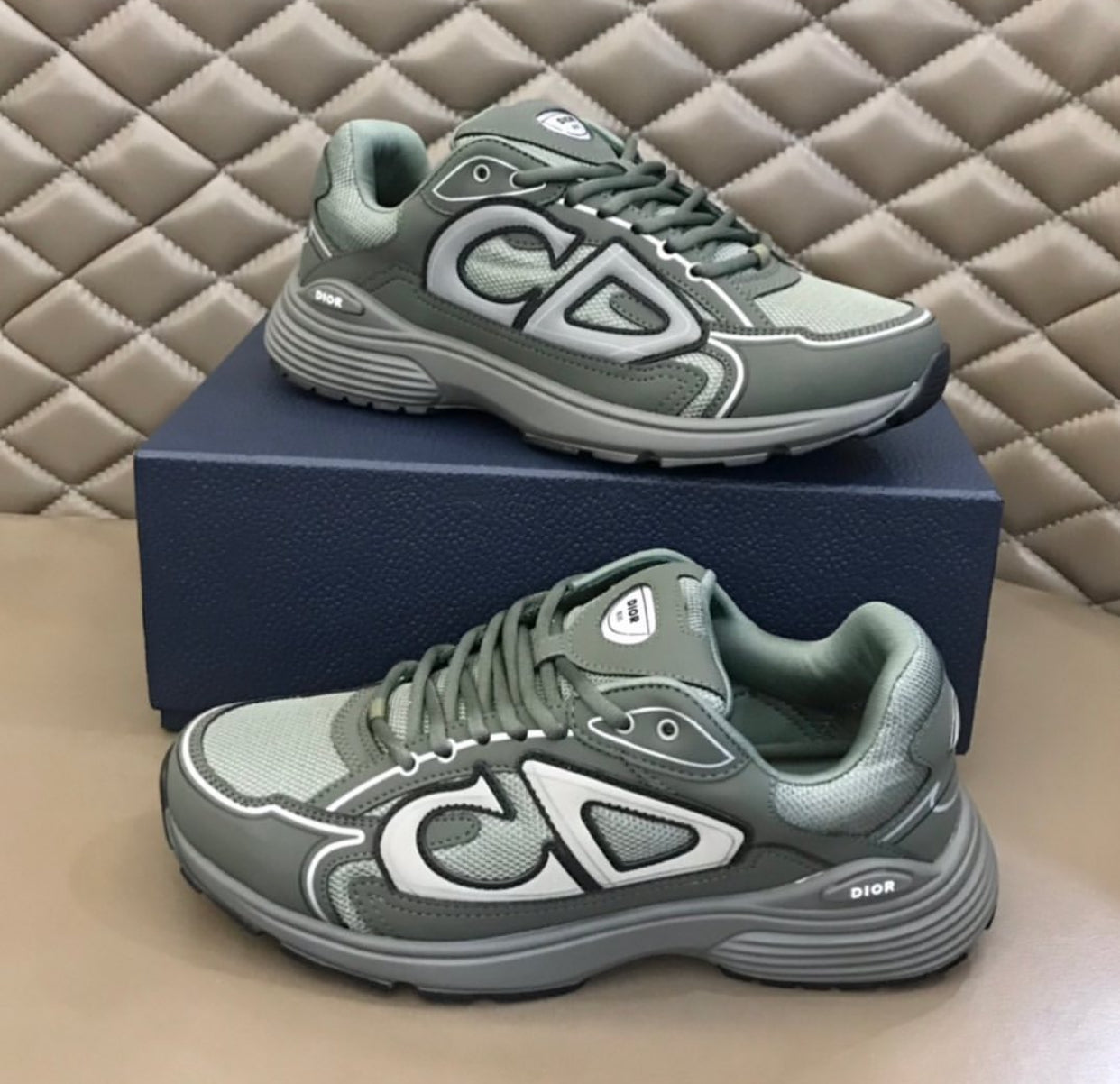 Sneakers B30