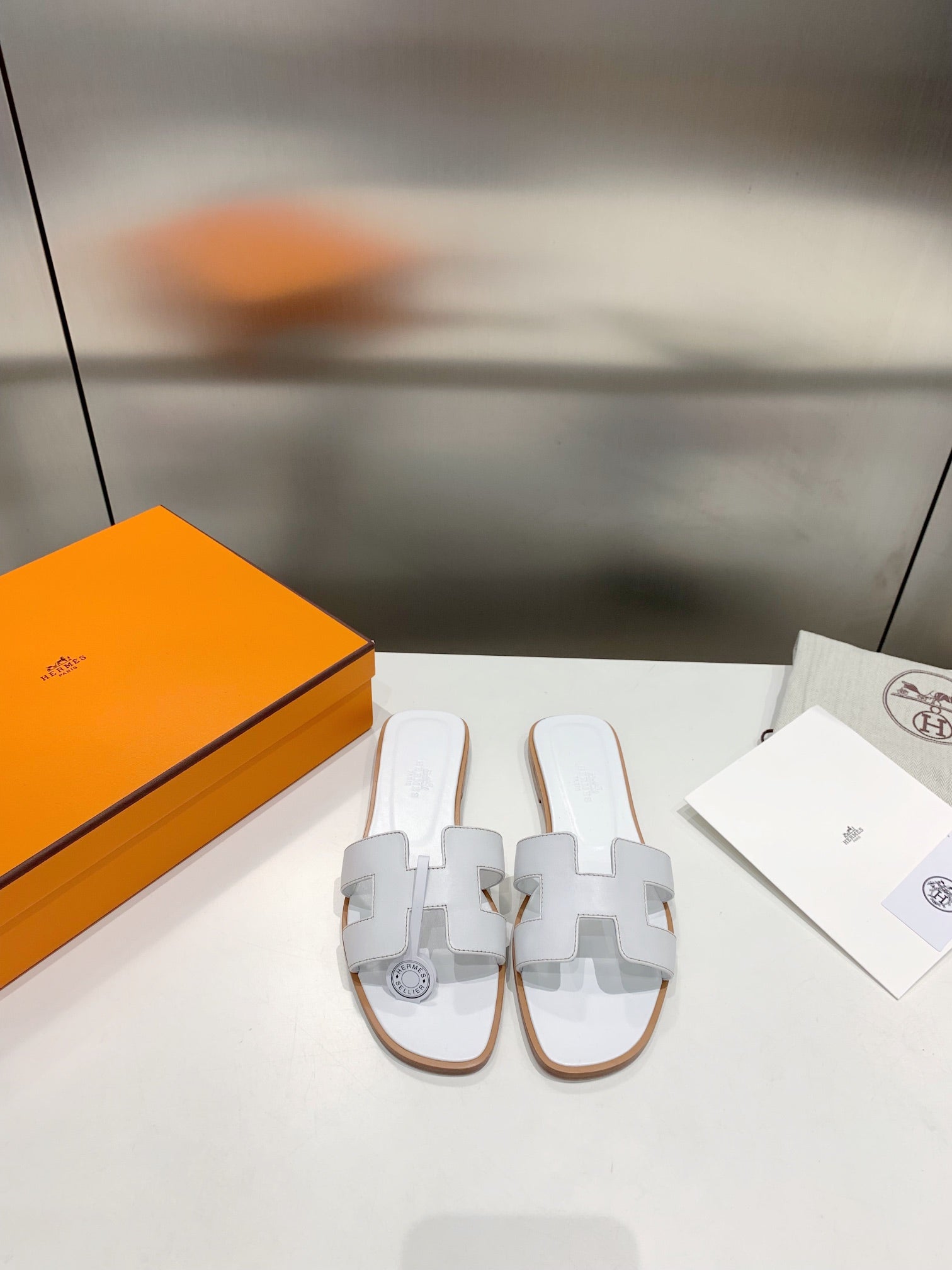 Mules plate cuir