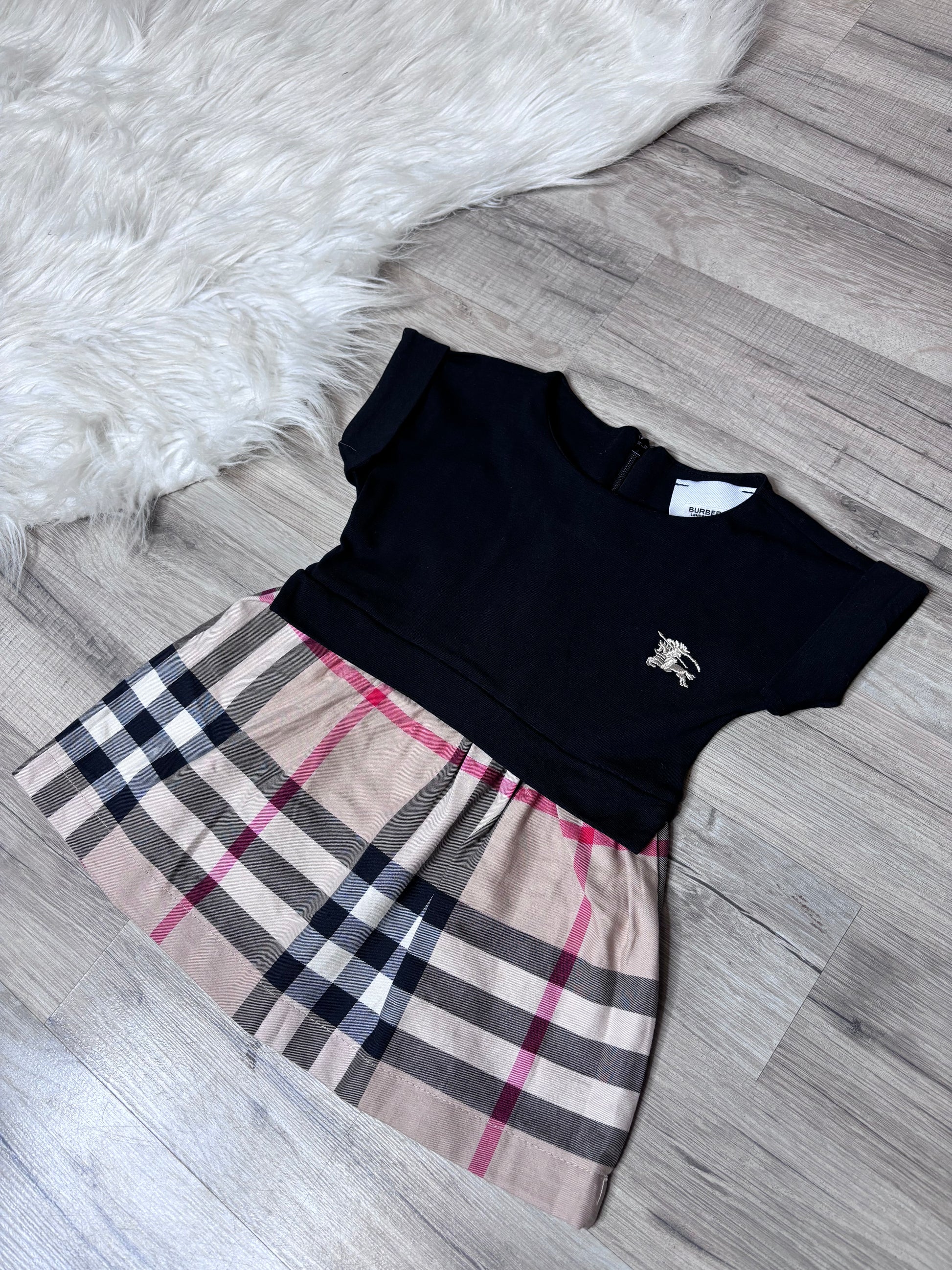 Robe fille noir, blanc ou rose