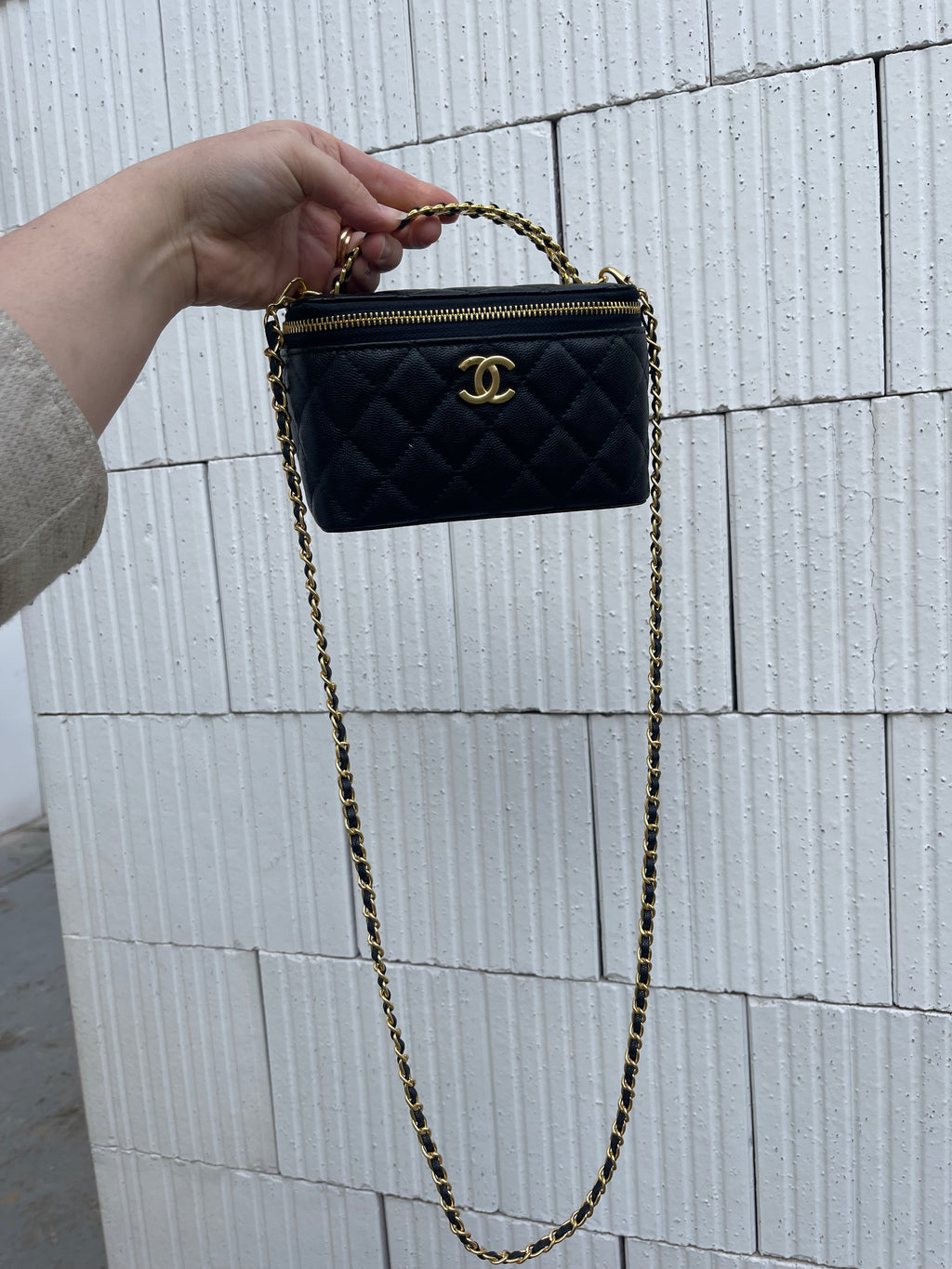 Vanity cuir caviar