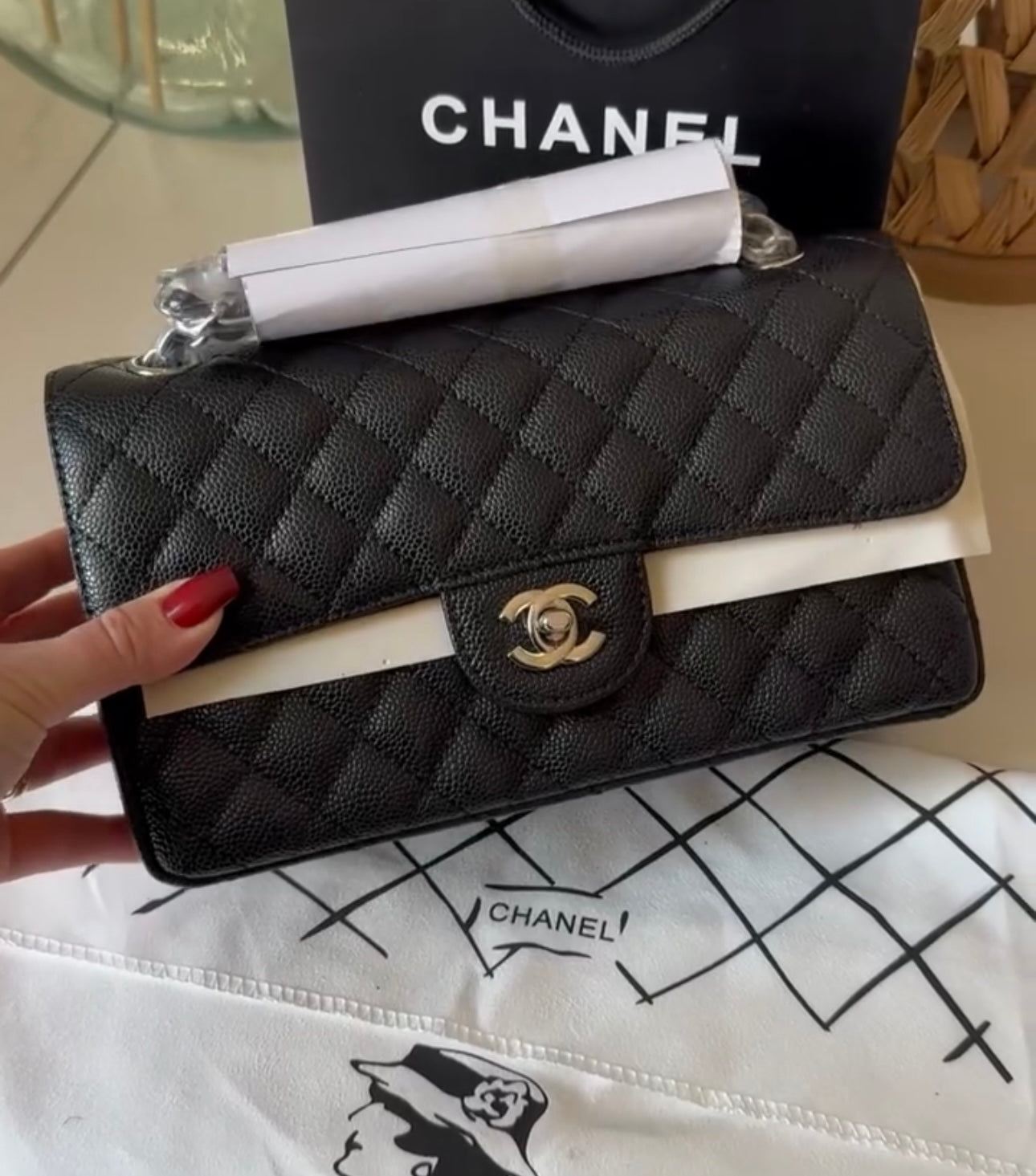 Sac bandoulière avec chaîne