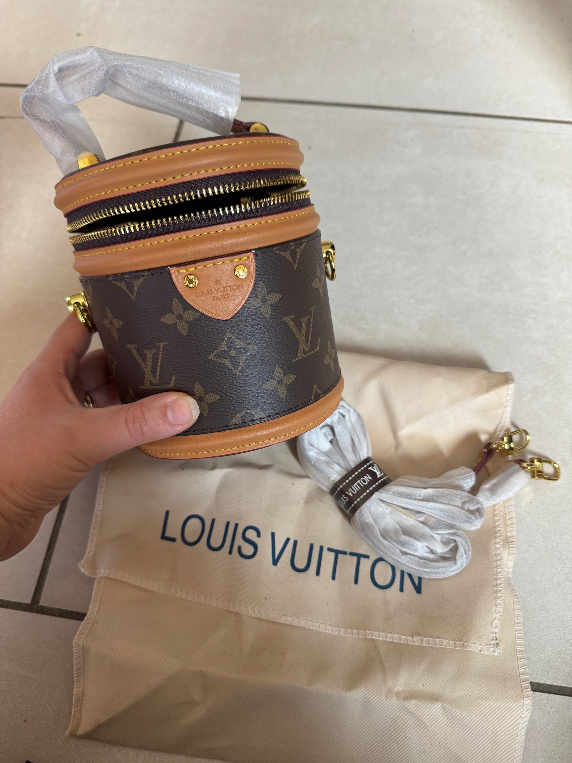 Sac avec bandoulière