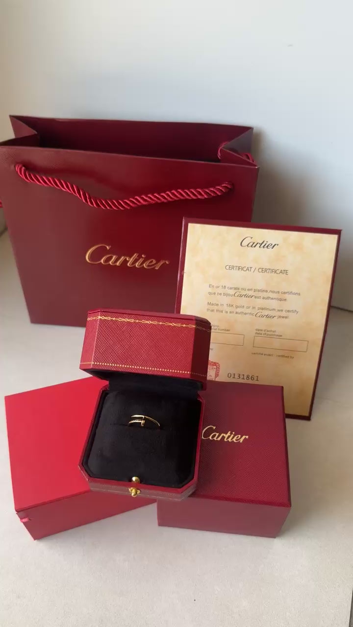 Bague clou